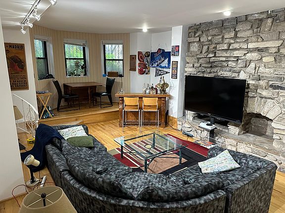 2nd image of 451 W Belden Ave #1-G