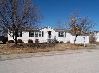 2691 S Roundhill Rd, Brookline, MO 65619