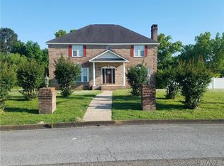 108 Tucker Dr, Livingston, AL 35470