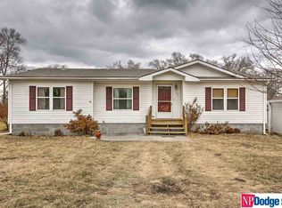 350 W Valley St, Valley, NE 68064