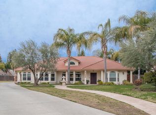 1037 N Rossmoor St, Visalia, CA 93291