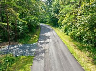 3 Randolph Creek Rd, New Canton, VA 23123