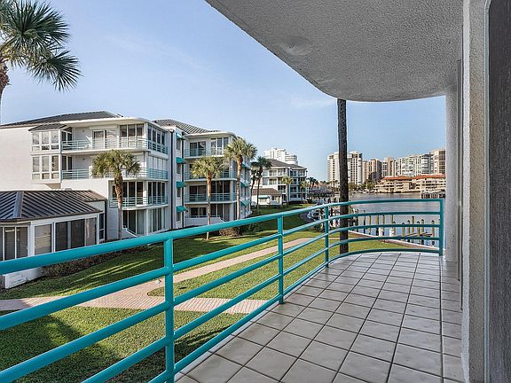 4th image of 355 Park Shore Dr APT 123