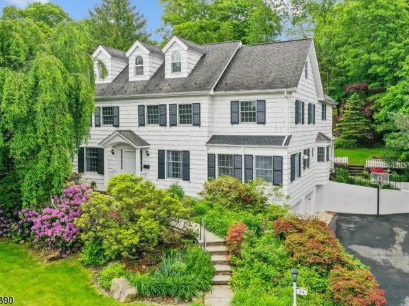 28 Martindale Rd, Millburn Twp., NJ 07078
