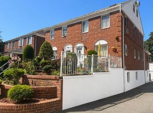 7314 174th St, Fresh Meadows, NY 11366