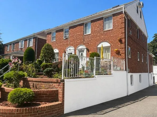 7314 174th St, Fresh Meadows, NY 11366