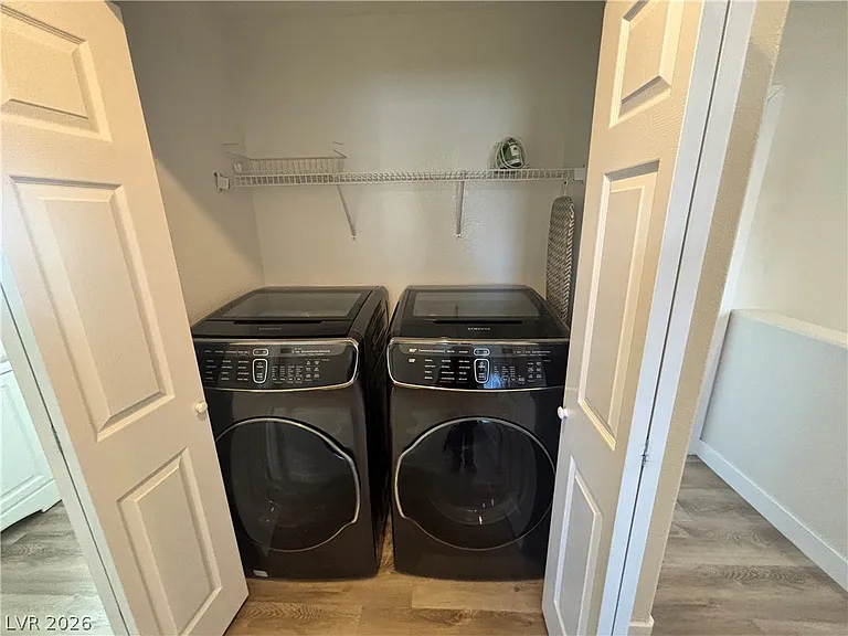 586 Brinkburn Point Ave — Photo 27