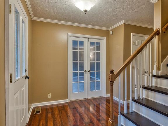 4th image of 1637 El Prado Dr