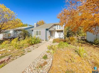 3316 E 28th St, Sioux Falls, SD 57103