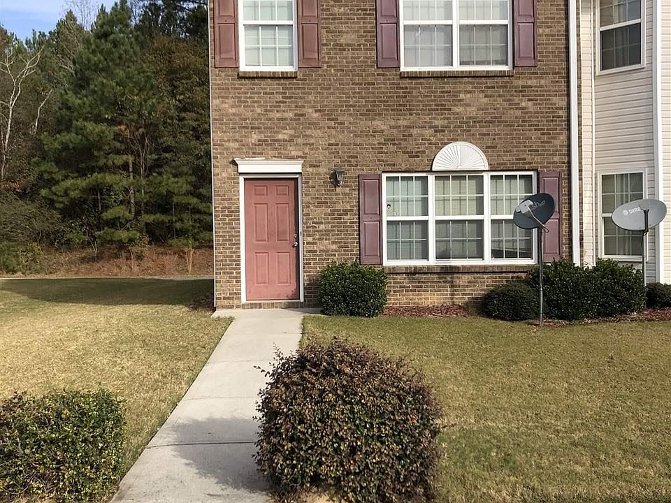 2nd image of 8230 Oakley Cir