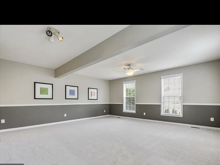 21359 Gentle Heights Ct — Photo 9