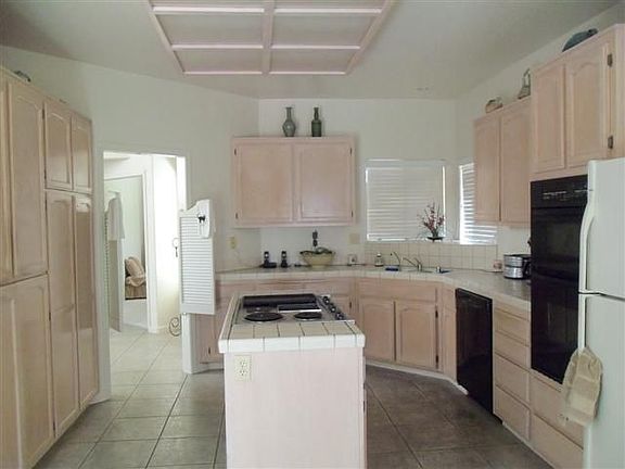 3rd image of 1838 Cherry Hills Dr