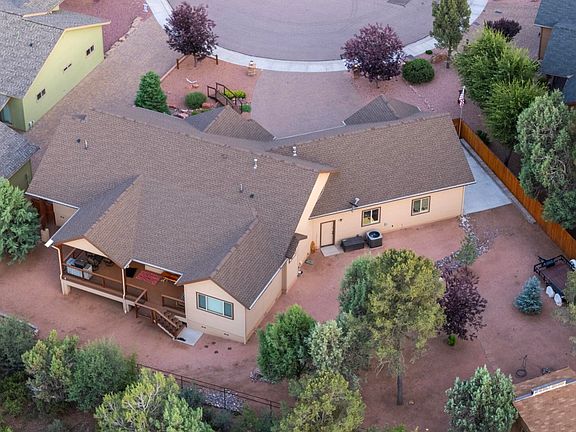 3rd image of 1202 E Heather Ct