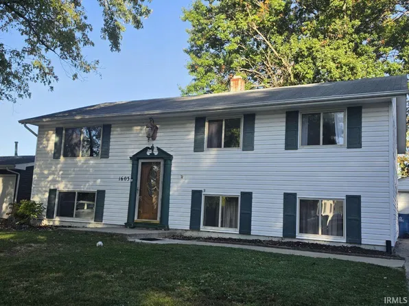 1603 Sherbrook Dr, New Haven, IN 46774