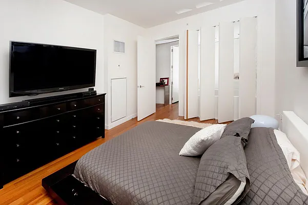 Rented by NOVO | media 28