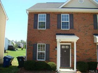 6036 Osprey Cove Dr, Raleigh, NC 27604