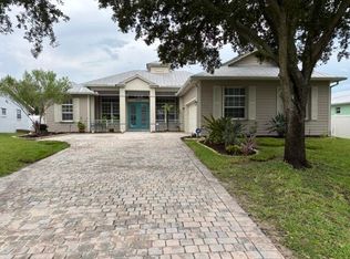 551 NW SHARPE Street, Port St Lucie, FL 34983