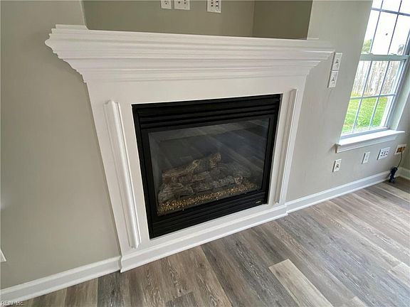 5th image of 800 Cabrini Pl