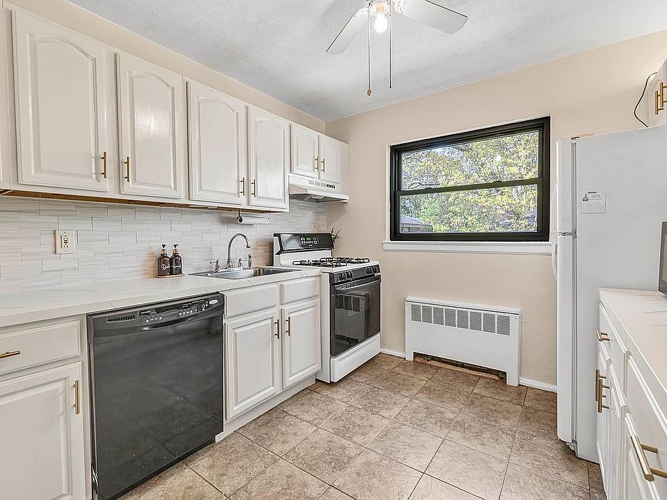 1st image of 219-74 75th Ave #224B2