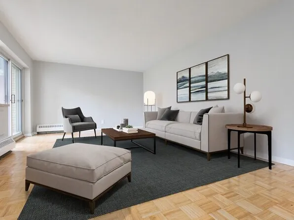 7 Crescent Pl #1BEDJR, Toronto, ON M4C 5L7