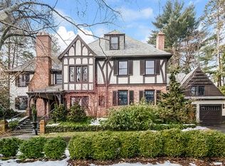 85 Ledyard Rd, West Hartford, CT 06117