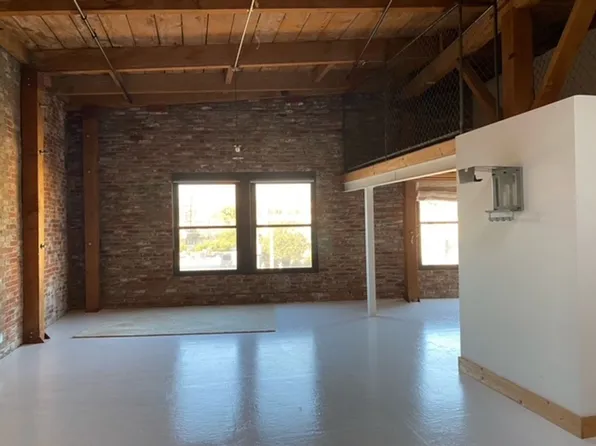 900 E 1st St APT 311, Los Angeles, CA 90012