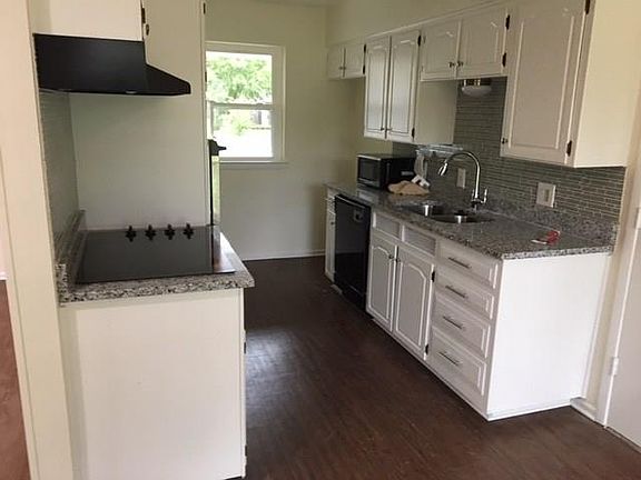 4th image of 9004 Glenn Dr