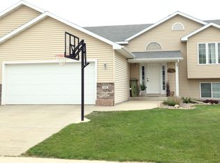 600 10th Ave NE, Kasson, MN 55944