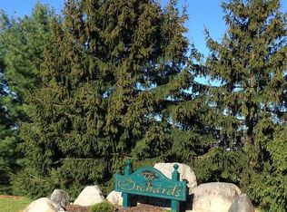 11919 E Shaker Trl, Suttons Bay, MI 49682