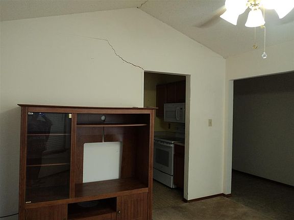 5th image of 3613 San Remo Dr