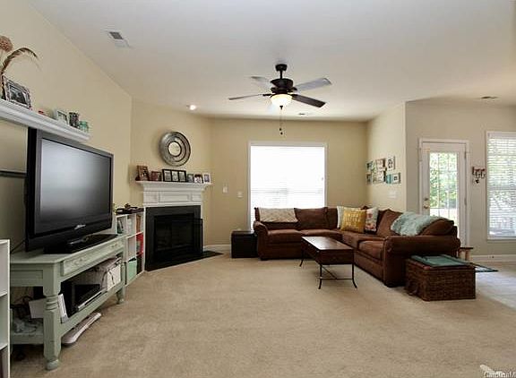 3rd image of 13216 Kennerly Dr #77