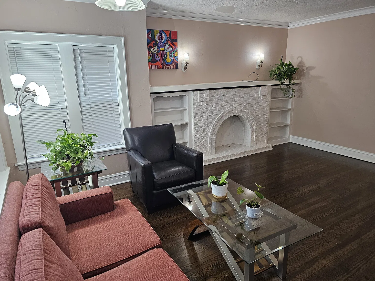 2 bed, 1300 sqft, $1,745 — Photo 3