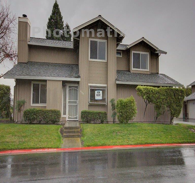 1st image of 602 Martinique Ct