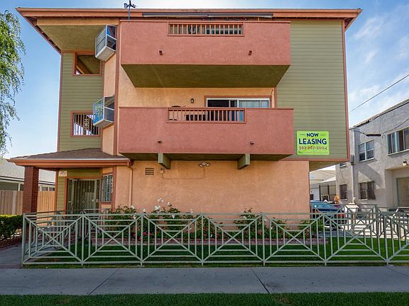 3rd image of 430 Gaviota Ave #20