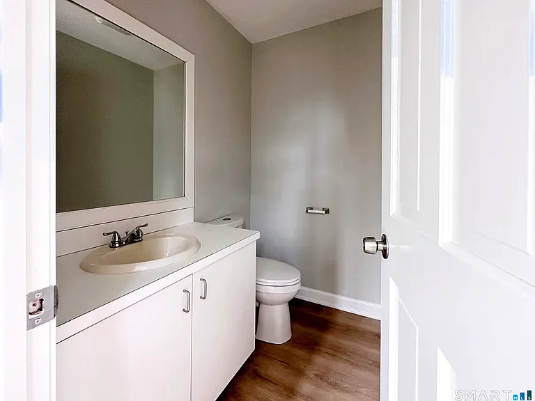 203 Capewell Ave — Photo 11