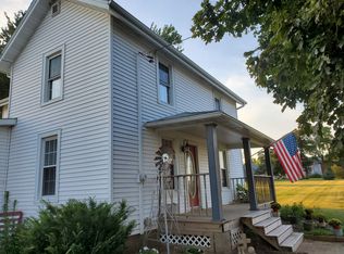 3060 N Leaf River Rd, Mount Morris, IL 61054