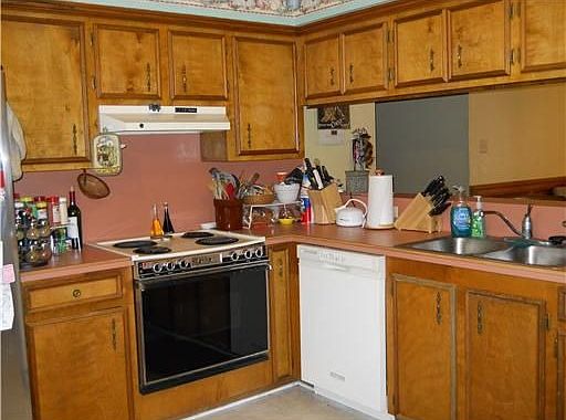 2nd image of 13201 Seadog Cir