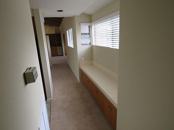 Hall seating and storage