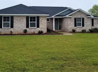 1255 Freeport Dr, Sumter, SC 29154