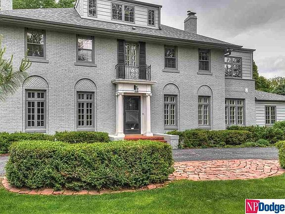 2nd image of 8330 Loveland Dr