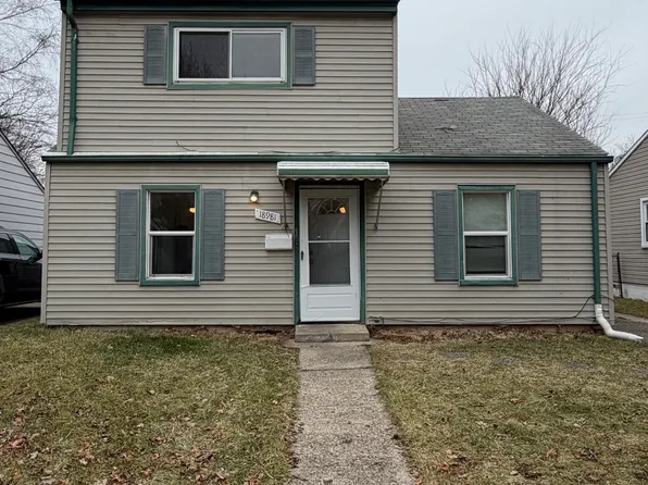 18981 Washtenaw St, Harper Woods, MI 48225