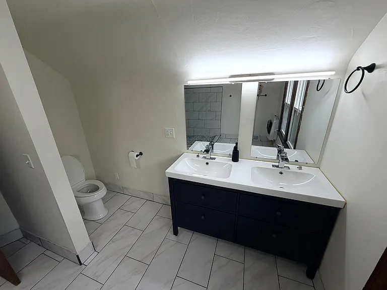 32 Gertrude Ave — Photo 9