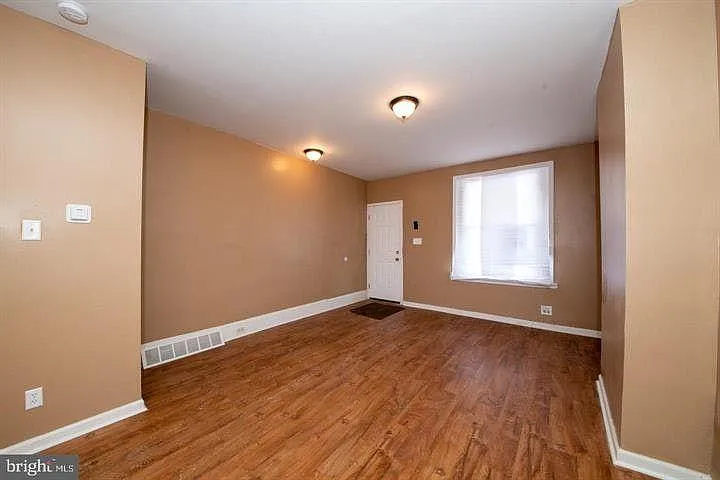509 N Paxon St — Photo 11