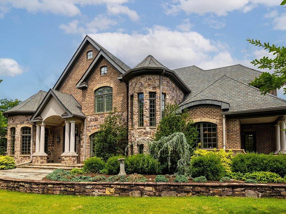 1st image of 4255 Fortress Dr