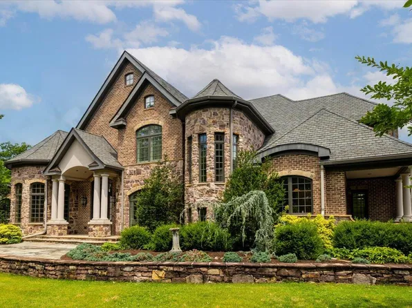 4255 Fortress Dr, Blacksburg, VA 24060