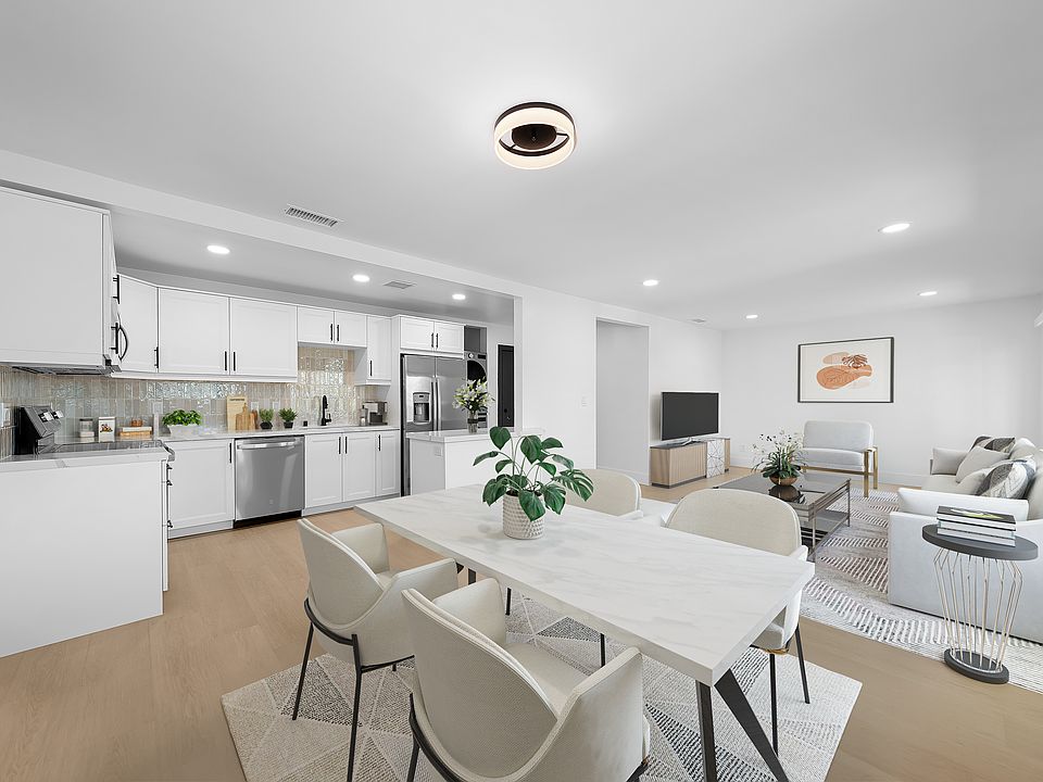 1st image of 2256 Albatross St #5