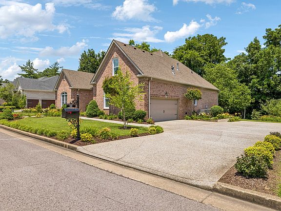 4th image of 509 Stonegate Pl