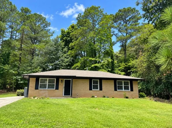 1765 Highpoint Rd, Snellville, GA 30078