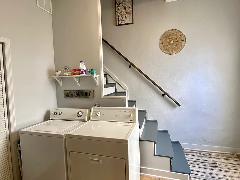 227 Market St #B — Photo 9