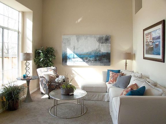 3rd image of 978 Nattinger Way